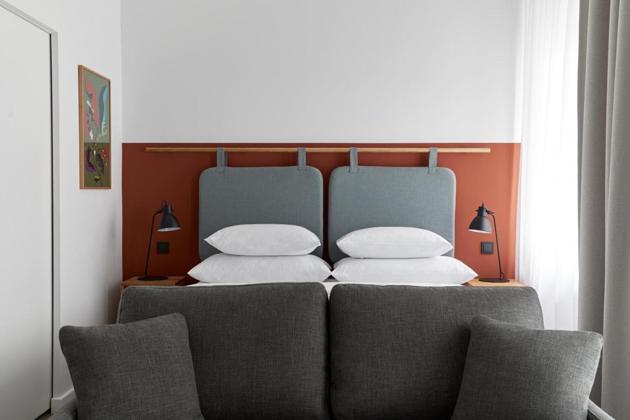 Plantonia Aparthotel Краков Экстерьер фото