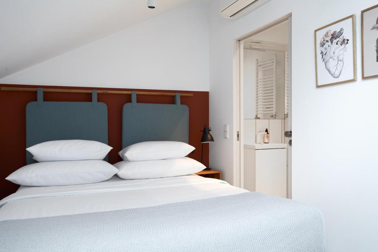 Plantonia Aparthotel Краков Экстерьер фото